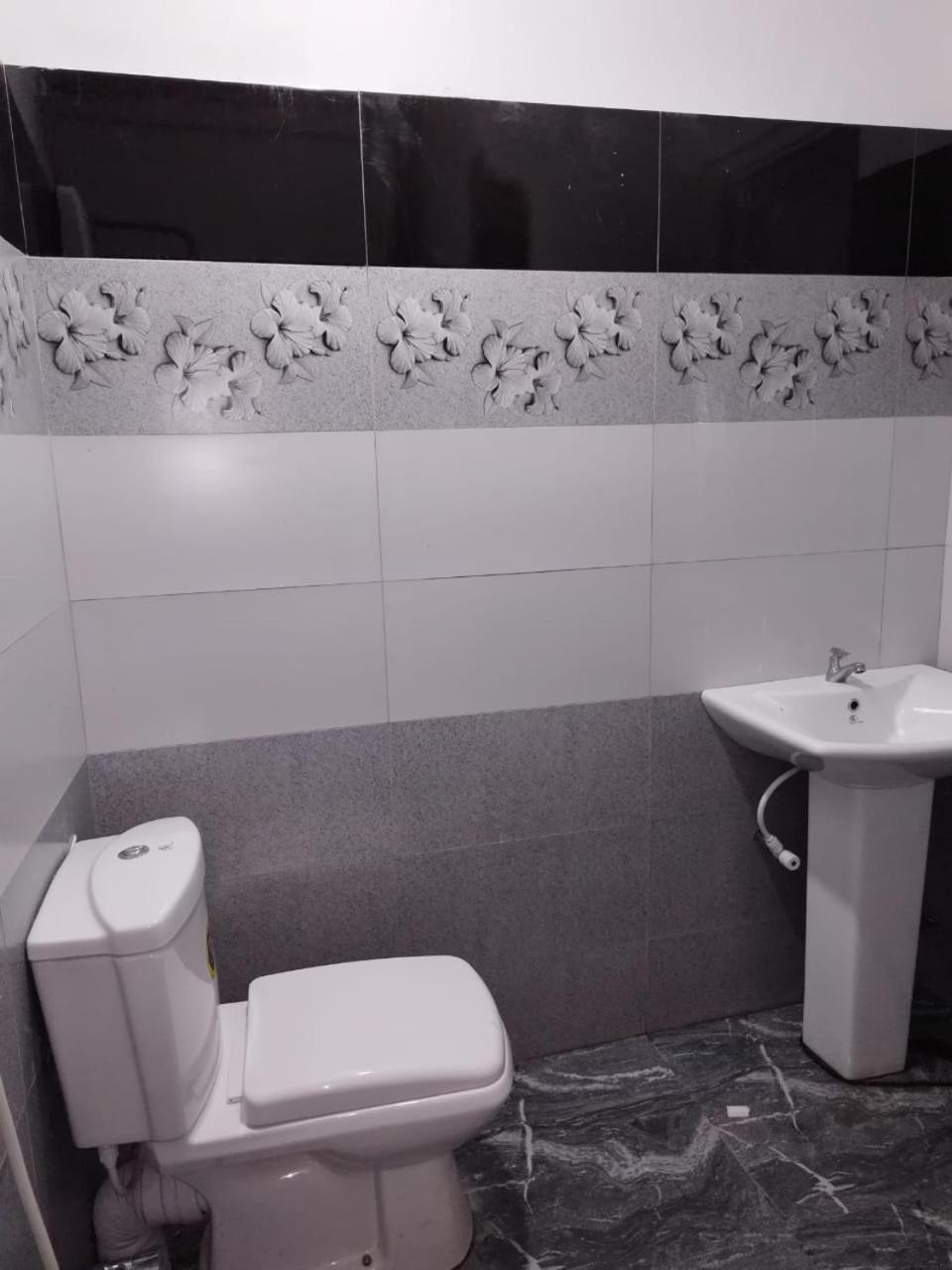 פראדניה Ella Way Resort מראה חיצוני תמונה